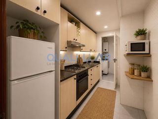 Pis  D'agust� domingo. Piso para reformar en sant feliu de llobregat