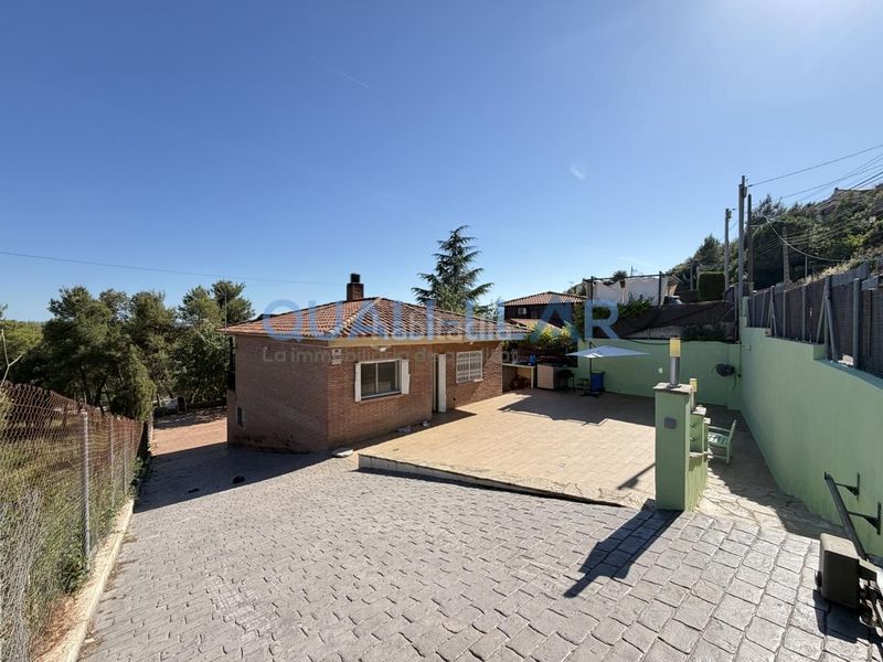 Foto 1cddc3dc-53ce-42ae-9198-87853da92627. Casa amb calefacció a Corbera de Llobregat