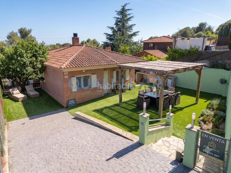 Foto 60449d56-40b4-4cf9-bf2f-bdf95a8cb3af. Casa amb calefacció a Corbera de Llobregat