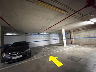 Lloguer Aparcament cotxe  General manso. Plaza de parking en alquiler