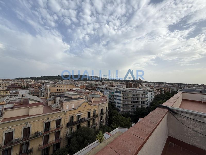 Foto 87206217-7033-45c0-a302-a903c181cdf2. Àtic amb calefacció a Sant Antoni Barcelona