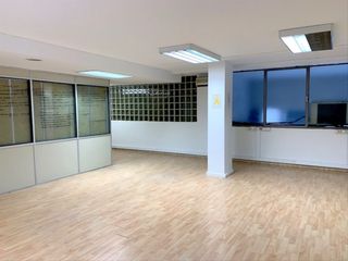 Office space in Carrer caballero, 87. Oficina enbuen estado