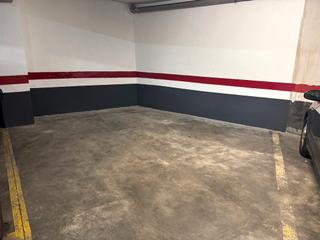 Autoparkplatz in Carrer de lepant 167. Parking ideal para varias motos