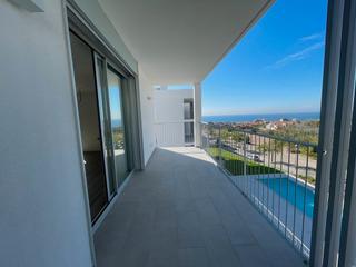 Lloguer Pis  Carrer salvador espriu. Piso a estrenar con parking, piscina y zona verde