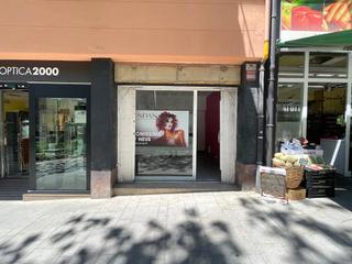 Lloguer Local Comercial a Carrer de pi i margall 85. Prximo mercado municipal la estrella