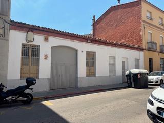 Lloguer Local Comercial a Carrer del rector centena 53. Prximo parc taul. posibilidad salida de humos
