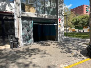 Local Comercial en Carrer del Perú 239