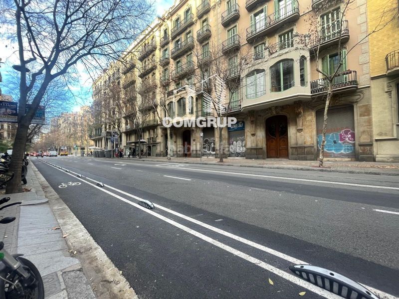 Foto 1f82f7a6-afab-4e99-9774-bfecb10777e0. Local comercial a Dreta de l´Eixample Barcelona