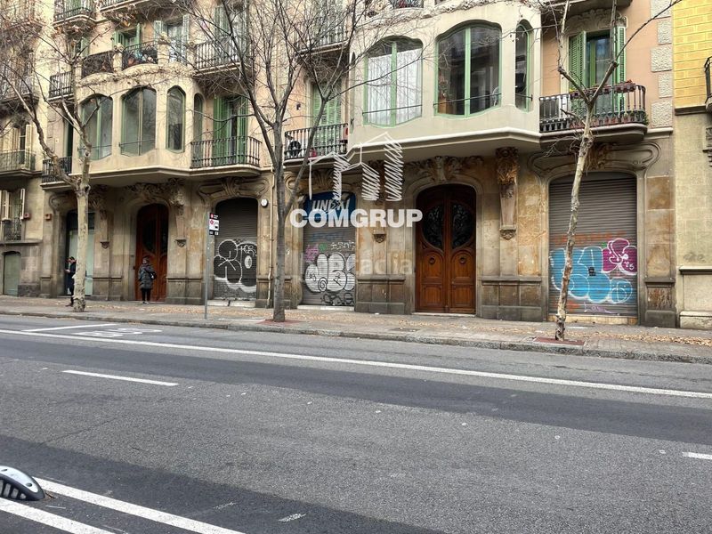 Foto ebccb503-82dd-4c5a-8efd-ec25b34a1fec. Local comercial a Dreta de l´Eixample Barcelona