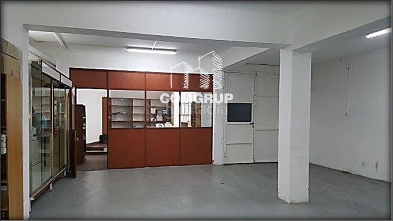 Foto faa2cbc7-5ce5-46c1-b9b6-1d3b6e9c4c24. Geschäftsraum in La Salut Barcelona