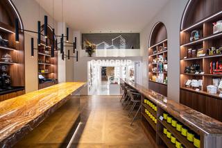 Pas-de-porte Local commercial à L´Antiga Esquerra de l´Eixample. Tienda productos gourmet con venta de vinos en traspaso, en la c