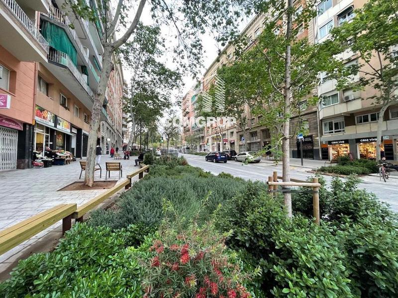 Foto 3d2e6fea-d8b9-471c-8f6a-04bede1e392d. Alquiler local comercial  en alquiler en gràcia en Barcelona