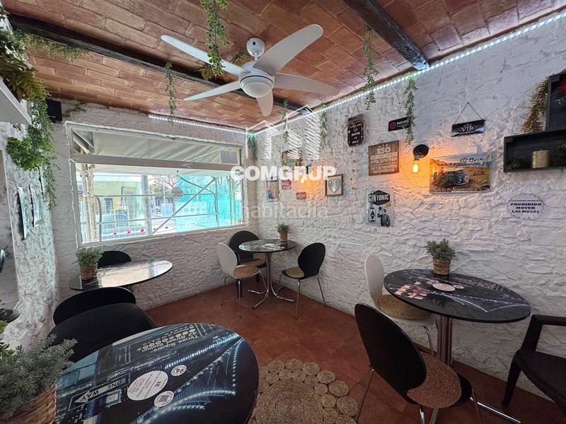 Foto e4f04b61-762c-4cdb-9036-81c51c580380. Location local commercial dans Sant Ildefons Cornellà de Llobregat