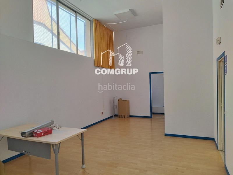 Foto b91ca3b1-e87f-41d7-a49d-ee55c428d36c. Affitto locale commerciale in Pla d'en Boet Mataró