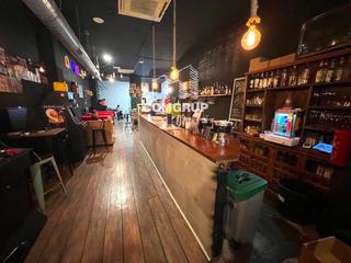 Traspàs Local Comercial a Dreta de l´Eixample. Traspaso barcafetería en el eixample dreta