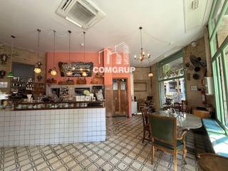 Umzug Geschäftsraum in La Nova Esquerra de l´Eixample. Traspaso restaurante esquinero en leixample esquerra