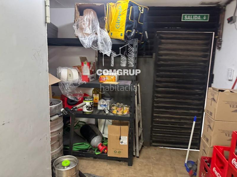 Foto aac0cb91-7d06-44a8-8e84-ff395e0e7260. Pas-de-porte local commercial dans La Vila Olímpica del Poblenou Barcelona