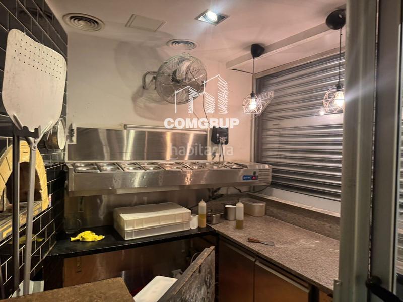 Foto 6d0c89da-e49d-46df-8efe-49f1f52f4fb9. Traspàs local comercial a La Vila Olímpica del Poblenou Barcelona