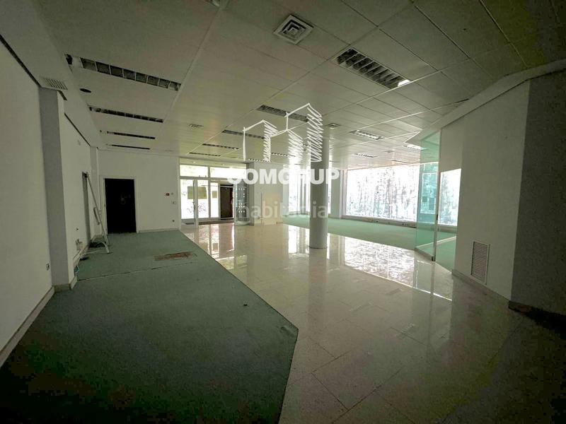 Foto 410e9d66-d88c-4681-9b83-c5a0b94ba669. Locale commerciale in avda onze de setembre 41 in Sabadell