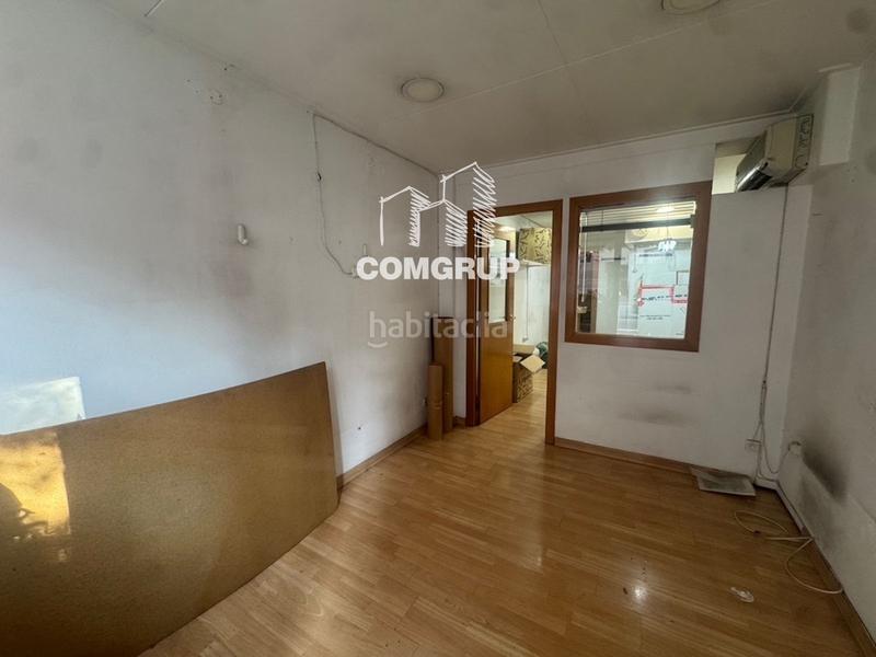 Foto aa95d15c-6147-4550-a552-802eb3f1c332. Rent business premise in Sants Barcelona