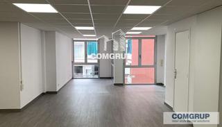 Location Bureau à Dreta de l´Eixample. Oficina en alquiler en la caragón