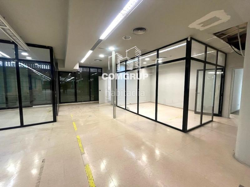 Foto 1ba6f627-06c4-4d52-9054-92e2730dc10b. Local comercial a Carmel Barcelona