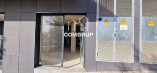 Lloguer Local Comercial a Carmen chacon. Local en alquiler en viladecans, c carmen chacón. local 3.  obra