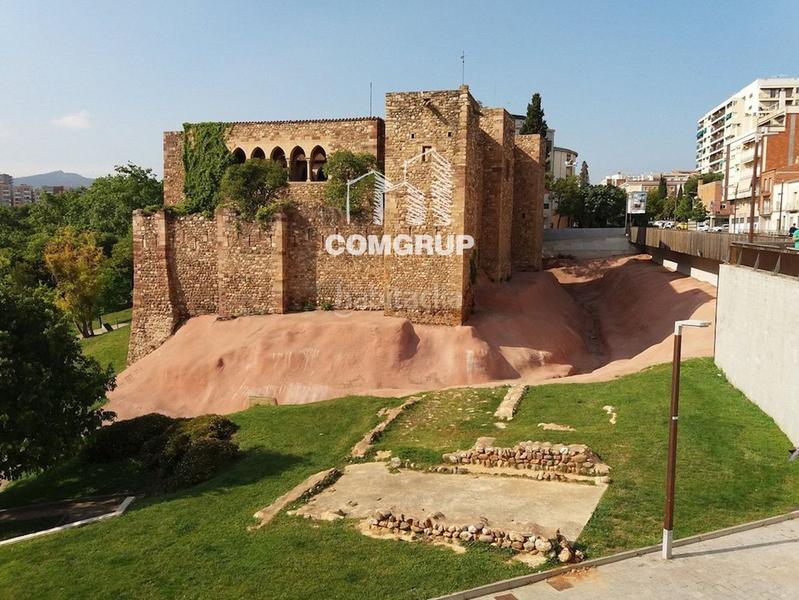 Foto b00f3606-c01f-4505-802b-f04fdd5fdd05. Traspaso local comercial traspaso de bar cafetería c2 centro en Terrassa