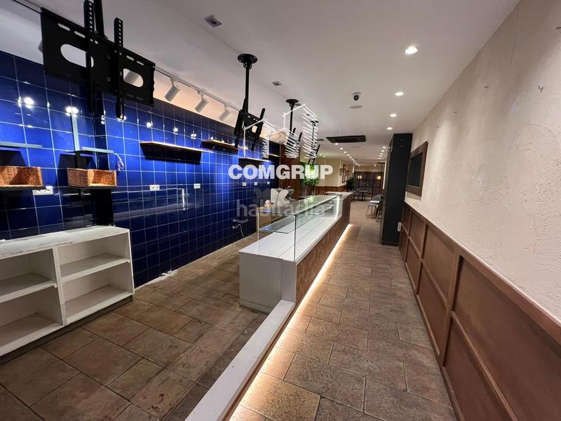 Foto 0ae7aa21-2997-41e7-9282-4da4f03dac98. Local comercial venta despacho de pan en leixample en Barcelona