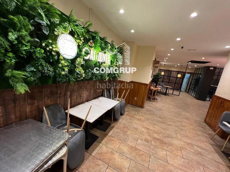 Foto 36f0ea3a-53fe-4bf1-a278-2029bcb6404a. Local comercial venta despacho de pan en leixample en Barcelona