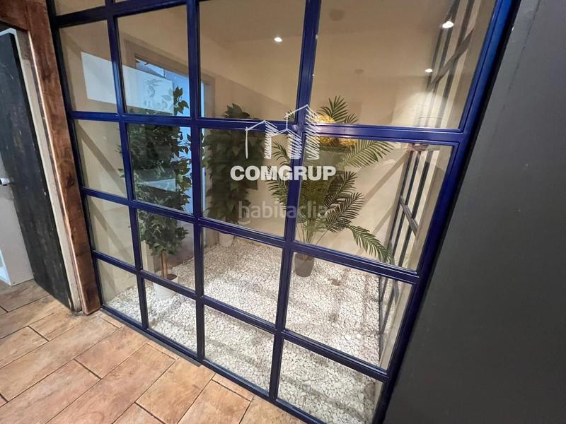 Foto 779316cb-68e2-4dc9-81f8-f79988ec6357. Local comercial venta despacho de pan en leixample en Barcelona