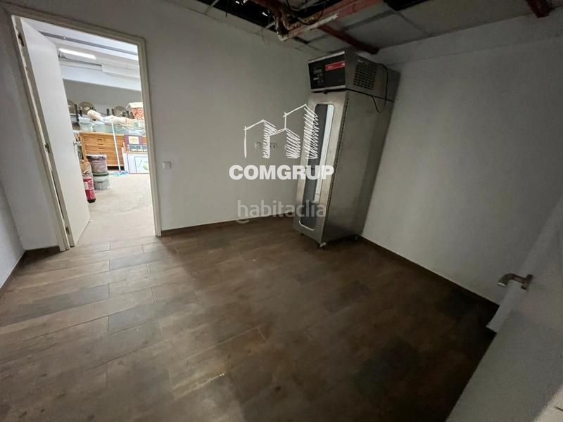 Foto a701b352-4247-49e4-ab70-6570d7ba891e. Local comercial venta despacho de pan en leixample en Barcelona