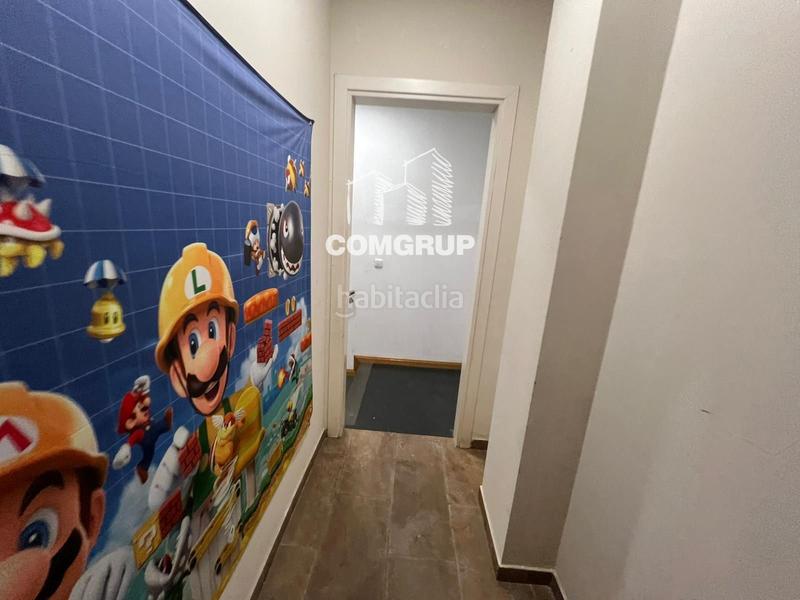 Foto ad5a4709-56fc-4096-917e-87d640df6343. Local comercial venta despacho de pan en leixample en Barcelona