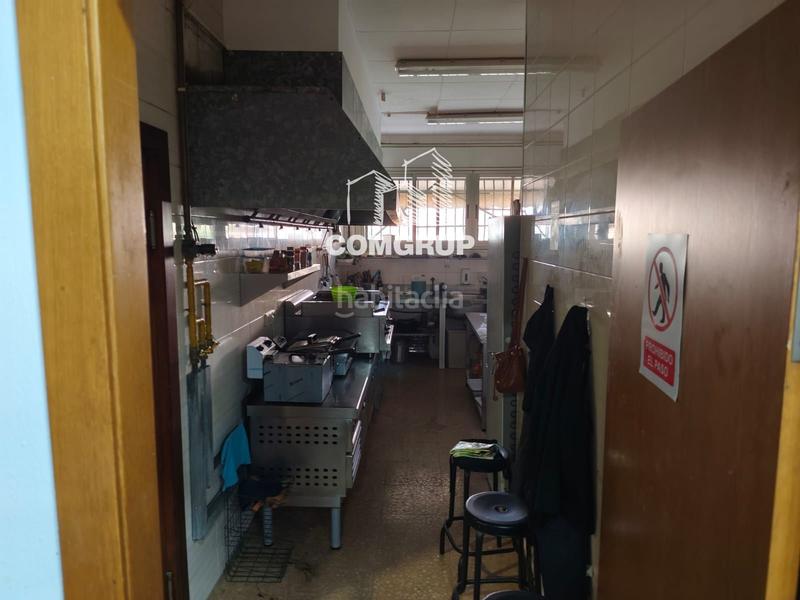 Foto e81ce890-6148-47e9-b6ed-830c279a8c87. Pas-de-porte local commercial dans Font Verda Granollers