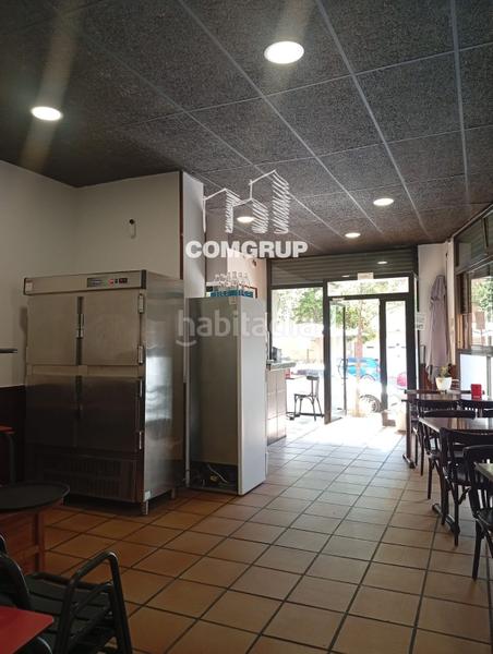 Foto fec5db47-ae74-44ec-bd19-95e22f3b3b28. Pas-de-porte local commercial dans Font Verda Granollers
