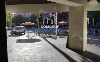 Traspaso Local Comercial  Icaria. Traspaso de cafetera esquinera en la av. icaria.