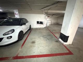 Miete Autoparkplatz  De mata. Garaje en alquiler en mataró, ctra de mata. vehículo mediano