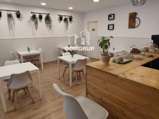 Umzug Geschäftsraum in Centre. Traspaso cafetería en pleno centro de granollers