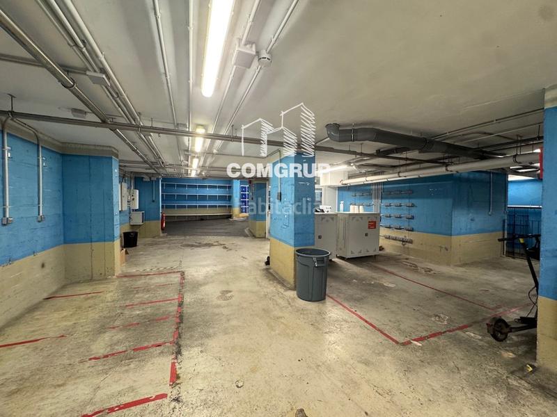 Foto 5b0271bd-a941-4967-9ff4-56fad0646e42. Local commercial dans peru 239 dans Provençals del Poblenou Barcelona