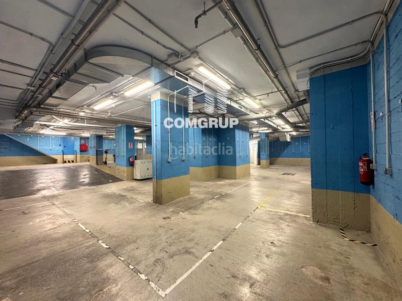 Foto 92a488d2-5e22-499a-884e-af88ad9e6cec. Local commercial dans peru 239 dans Provençals del Poblenou Barcelona