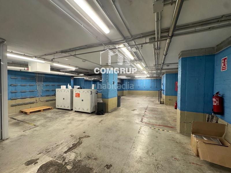 Foto a6dad860-bddb-4392-9c12-57d89cfe5f17. Local commercial dans peru 239 dans Provençals del Poblenou Barcelona