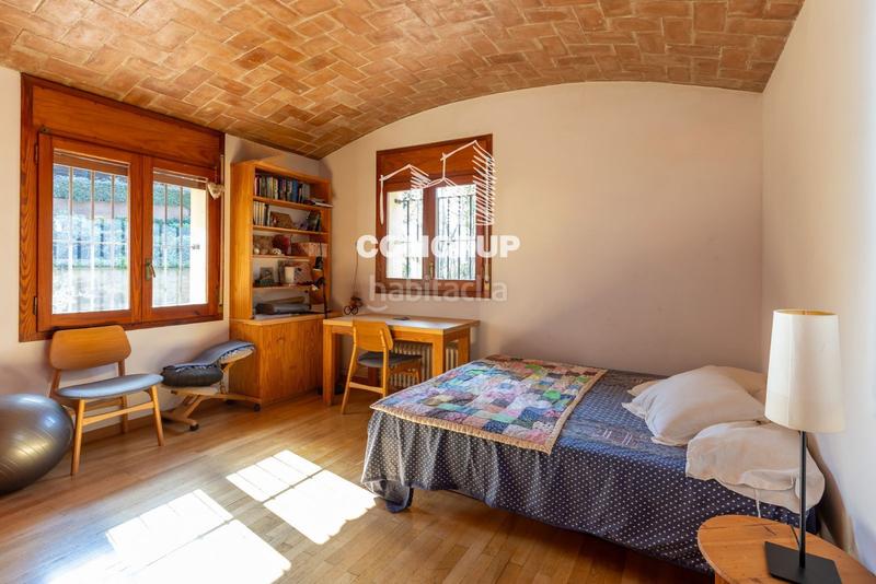 Foto 78b5dc12-dc42-449e-bc2d-cac1bb9a4f9f. Xalet amb calefacció aparcament piscina a Vallvidrera - Tibidabo - Les Planes Barcelona