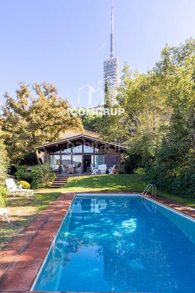 Foto 833dd9f6-2615-4ae5-84c4-610fcfb3f258. Xalet amb calefacció aparcament piscina a Vallvidrera - Tibidabo - Les Planes Barcelona