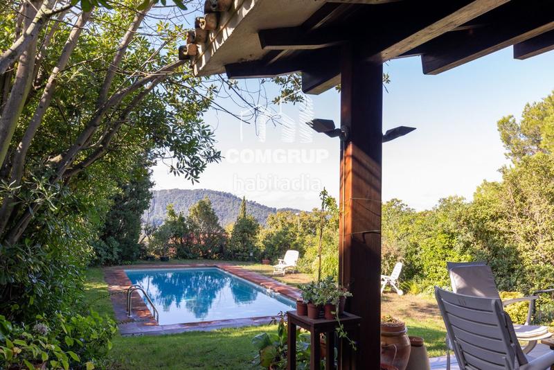 Foto a6805891-8dcd-4ecf-a7cc-32440f40e763. Xalet amb calefacció aparcament piscina a Vallvidrera - Tibidabo - Les Planes Barcelona