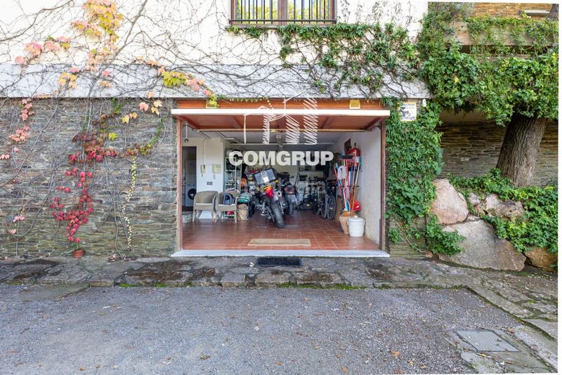 Foto abeb3df1-1785-42b7-9a66-28cde5f78f7e. Xalet amb calefacció aparcament piscina a Vallvidrera - Tibidabo - Les Planes Barcelona