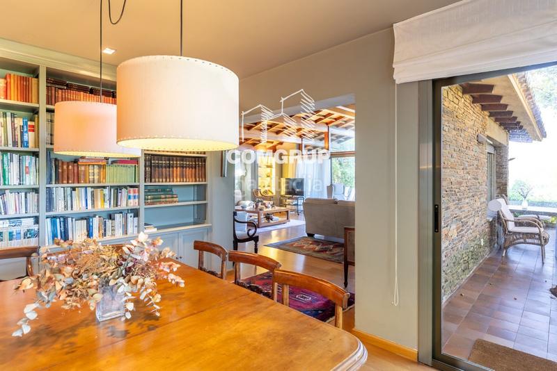 Foto e207f726-31c4-4087-972f-60c04f41f27e. Xalet amb calefacció aparcament piscina a Vallvidrera - Tibidabo - Les Planes Barcelona