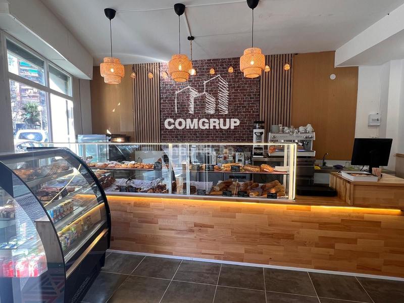 Foto 67347cd2-edaf-4da9-8b31-99e186b3c575. Traspàs local comercial a Llefià Badalona