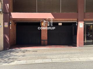 Lloguer Aparcament cotxe a Dos de maig 331. Parking en alquiler en barcelona, c dos de mayo, 331333, plazas
