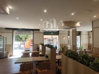 Traspàs Local Comercial  Miquel biada. Traspaso cafeteríapanadería esquinera en mataró.