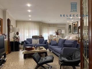 Pis en Jaume Roig. Excelente vivienda con garaje incluido